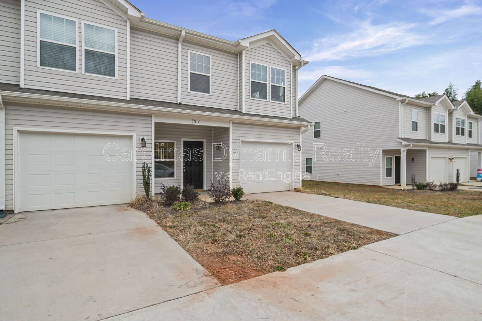 End Unit Townhouse | 3 Bedrooms | 2.5 Baths | Granite Counters | Stainless Steel Appliances property image