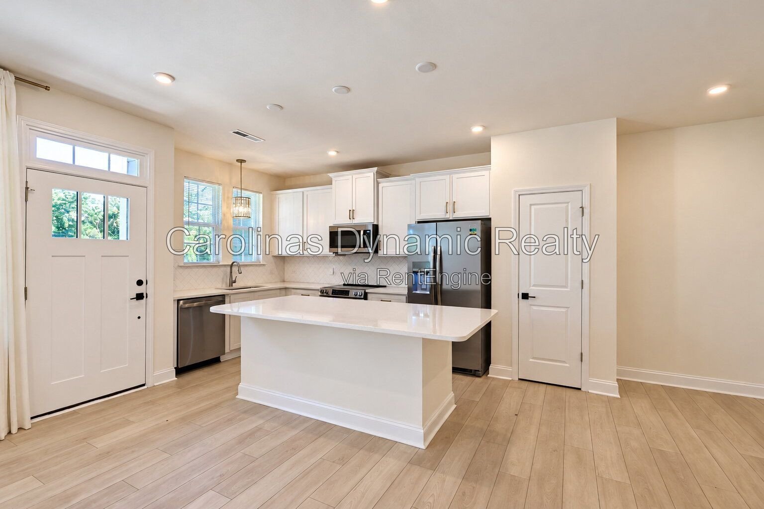 Beautiful 3-Bedroom, 2.5-Bath Townhome Near Uptown Charlotte property image