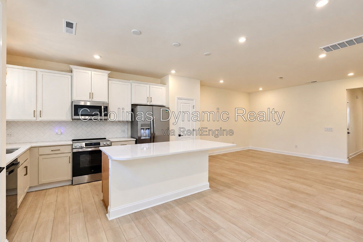 Beautiful 3-Bedroom, 2.5-Bath Townhome Near Uptown Charlotte property image