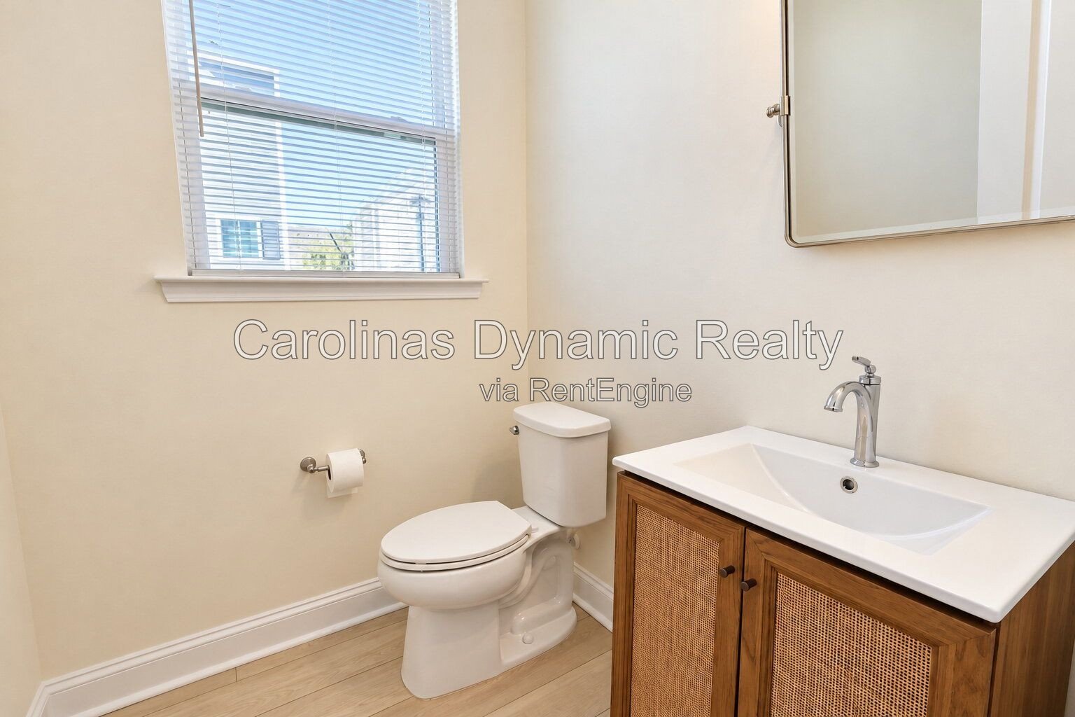 Beautiful 3-Bedroom, 2.5-Bath Townhome Near Uptown Charlotte property image