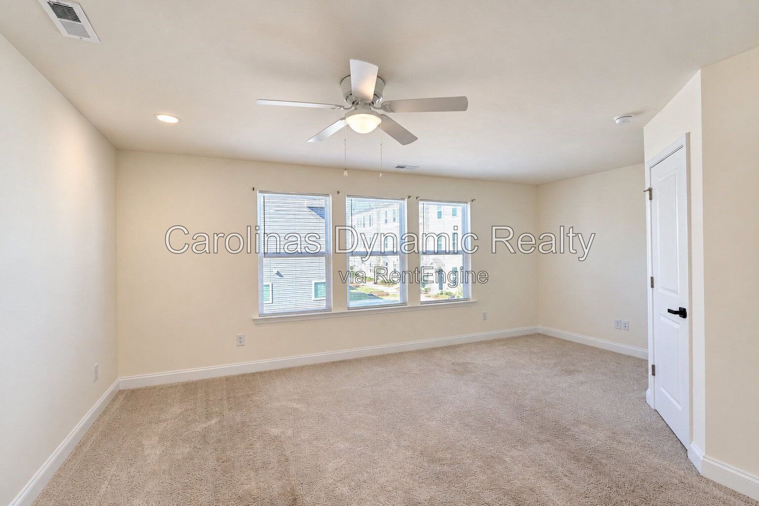 Beautiful 3-Bedroom, 2.5-Bath Townhome Near Uptown Charlotte property image