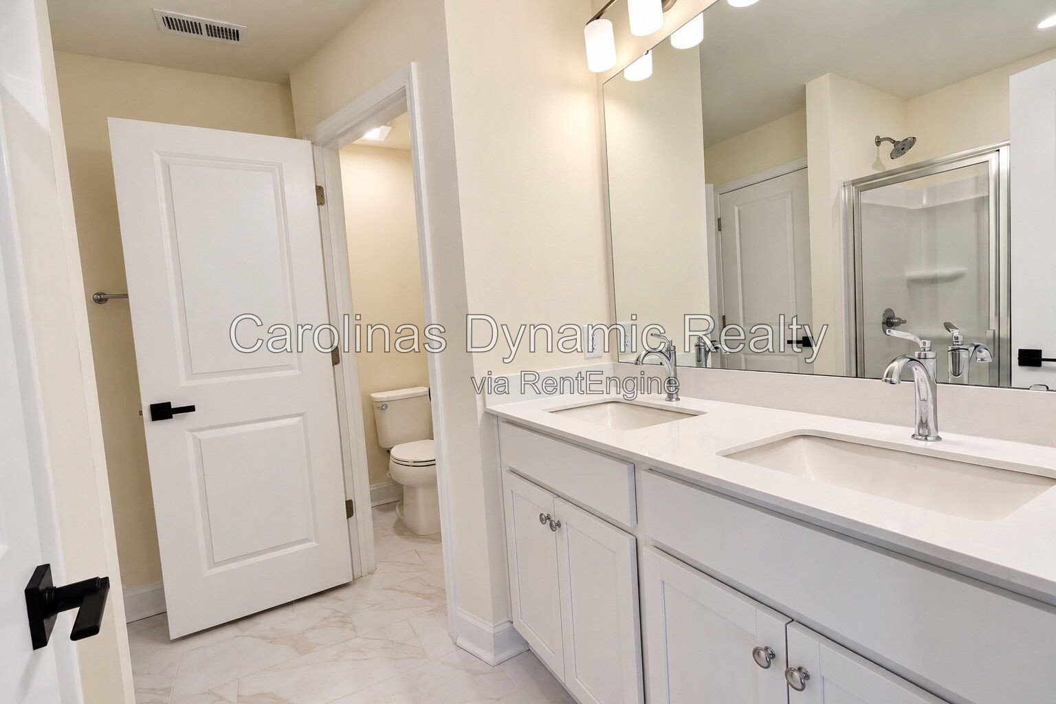 Beautiful 3-Bedroom, 2.5-Bath Townhome Near Uptown Charlotte property image