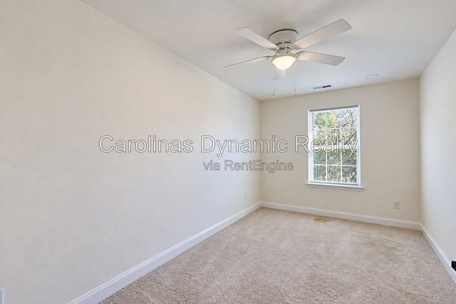 Beautiful 3-Bedroom, 2.5-Bath Townhome Near Uptown Charlotte property image
