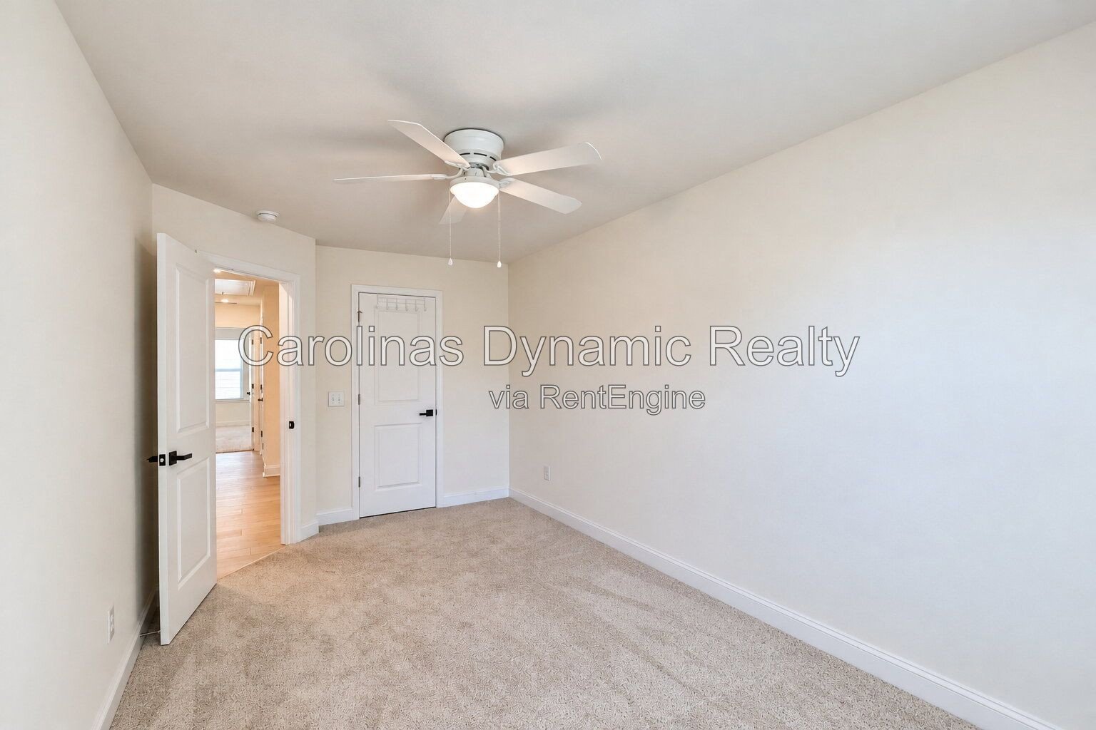 Beautiful 3-Bedroom, 2.5-Bath Townhome Near Uptown Charlotte property image