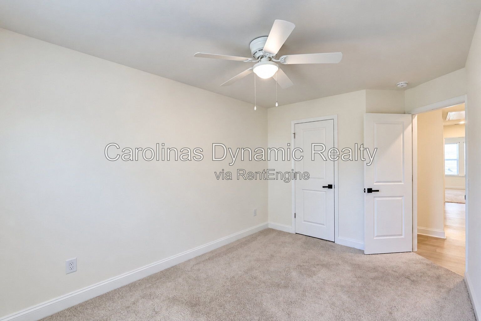 Beautiful 3-Bedroom, 2.5-Bath Townhome Near Uptown Charlotte property image