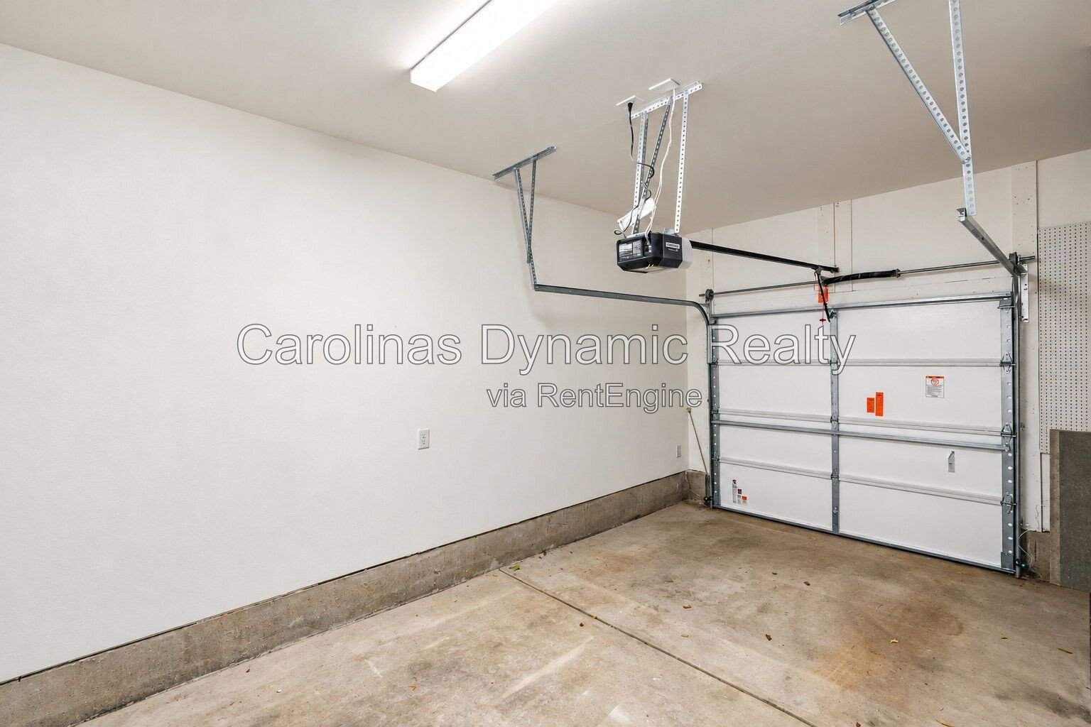 Beautiful 3-Bedroom, 2.5-Bath Townhome Near Uptown Charlotte property image