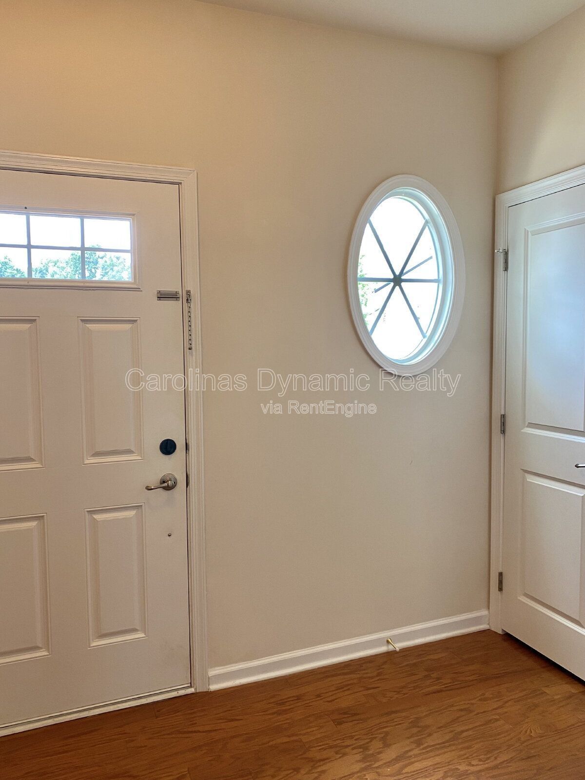 End Unit Townhouse | 2 Primary Suites | Hardwood Floors | Granite Counters | Stainless Steel Appliances property image