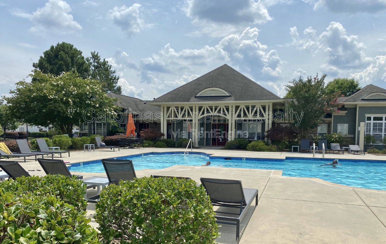 End Unit Townhouse | 2 Primary Suites | Hardwood Floors | Granite Counters | Stainless Steel Appliances property image