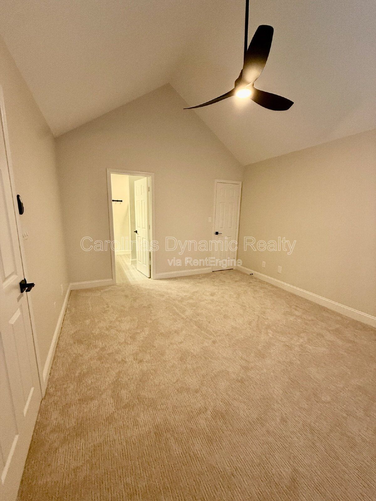 Amazing Ballantyne Location | Totally Updated & Renovated | End Unit Townhouse | Granite Counters | Stainless Appliances property image