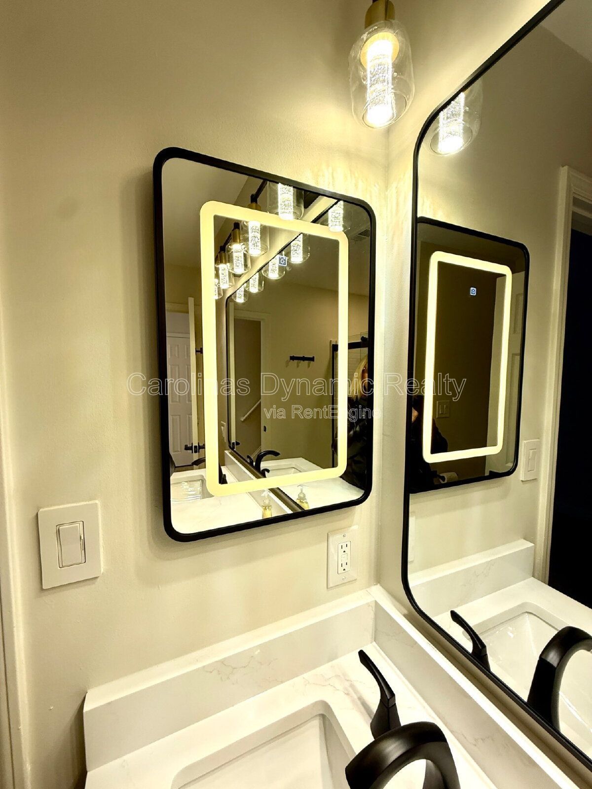 Amazing Ballantyne Location | Totally Updated & Renovated | End Unit Townhouse | Granite Counters | Stainless Appliances property image