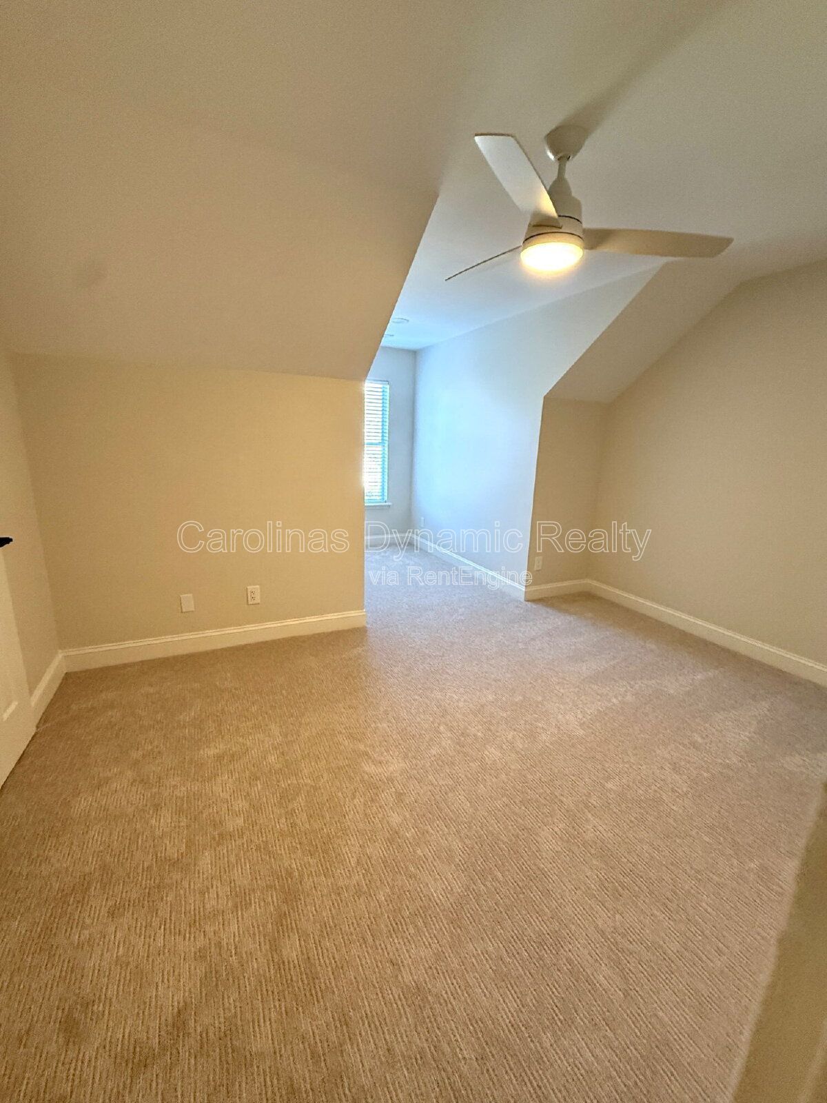 Amazing Ballantyne Location | Totally Updated & Renovated | End Unit Townhouse | Granite Counters | Stainless Appliances property image