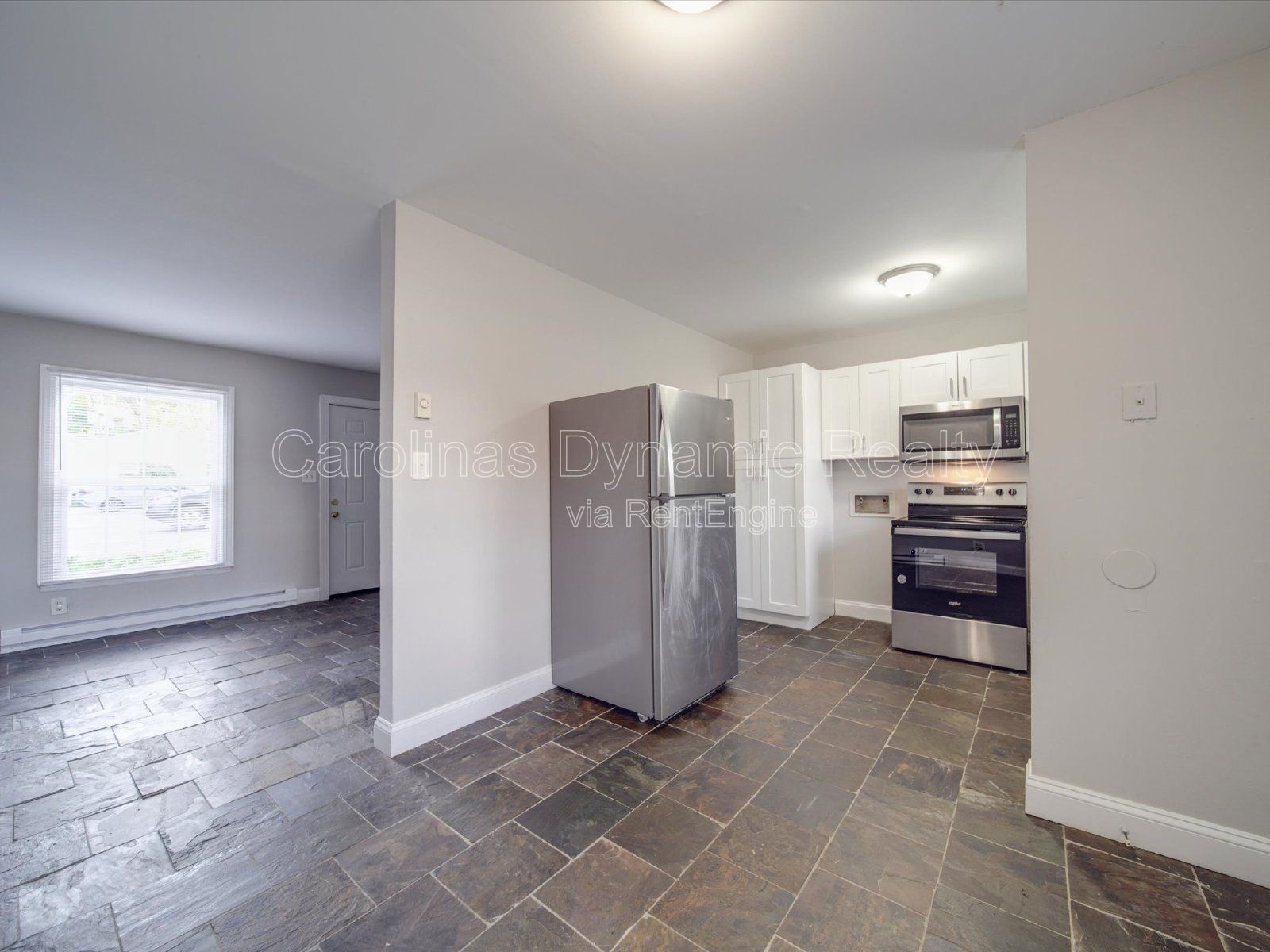 2 Bedrooms | Granite Counters | Stainless Steel Appliances | Updated property image