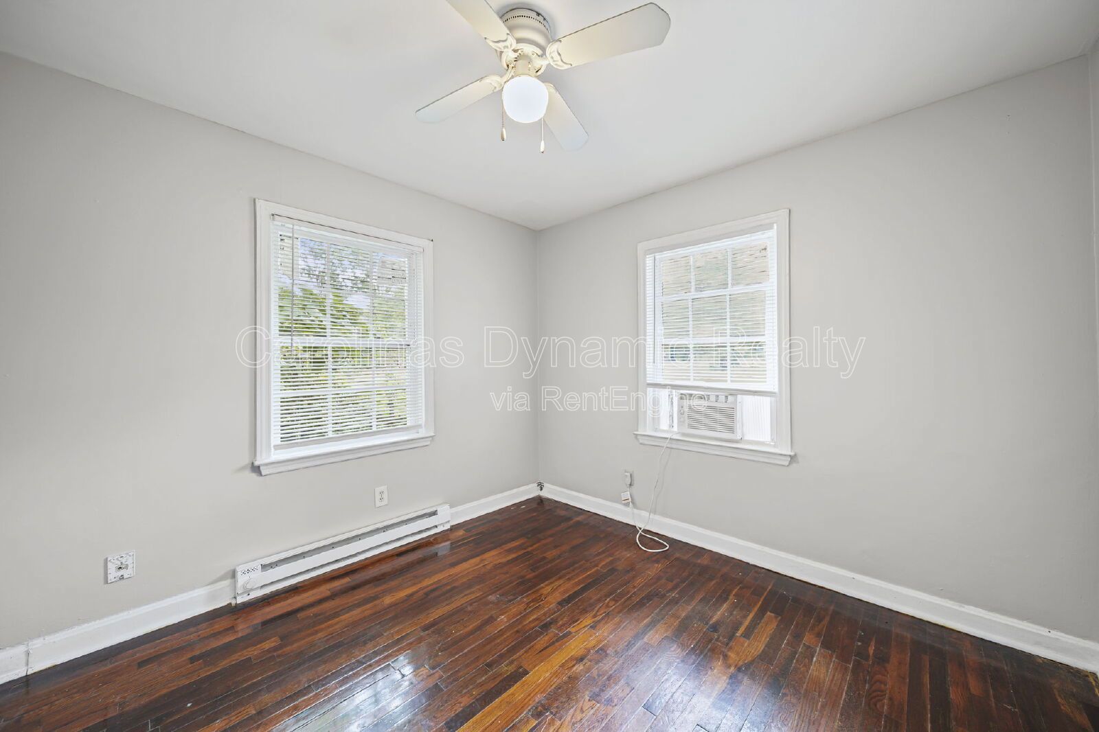 2 Bedrooms | 1 Bath | Hardwood Floors | Fresh Paint | Private Deck property image