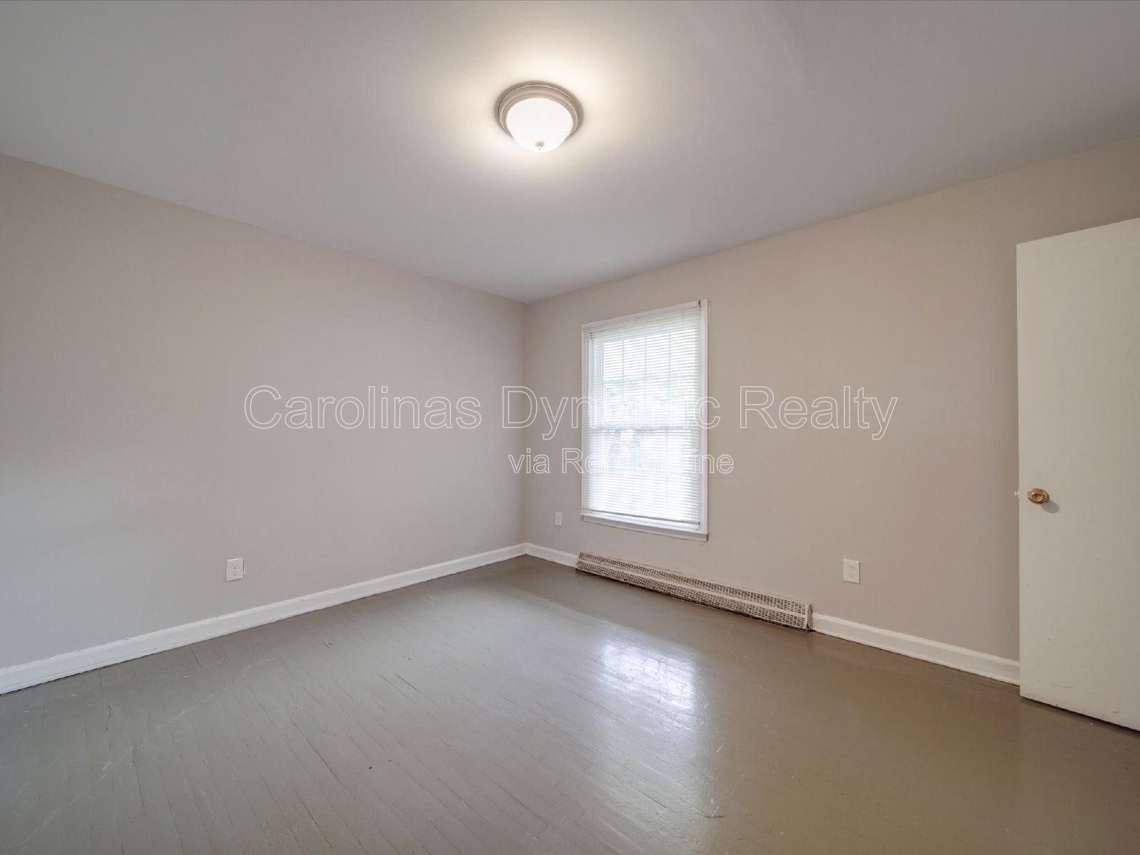 2 Bedrooms | Granite Counters | Stainless Steel Appliances | Updated property image