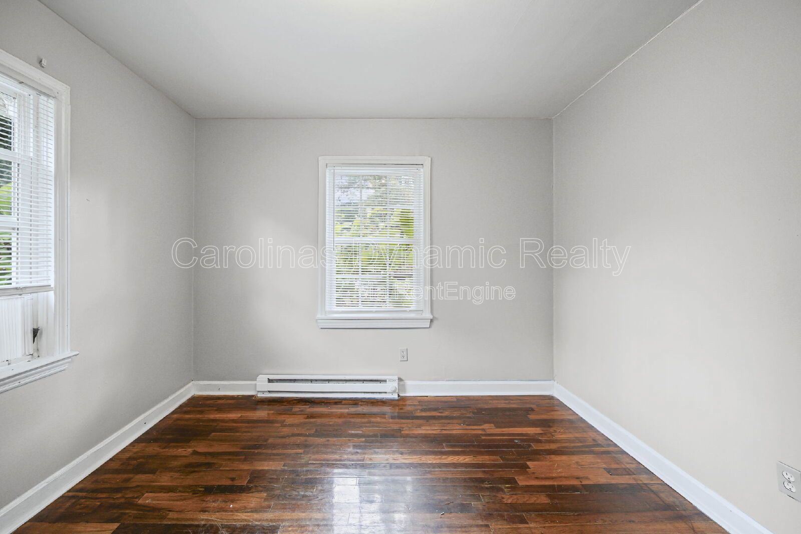 2 Bedrooms | 1 Bath | Hardwood Floors | Fresh Paint | Private Deck property image
