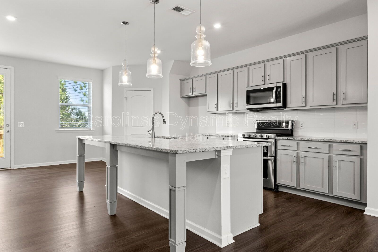 Elegance Awaits | 4 Bedrooms | 3.5 Baths | Gourmet Kitchen | 2 Car Garage property image