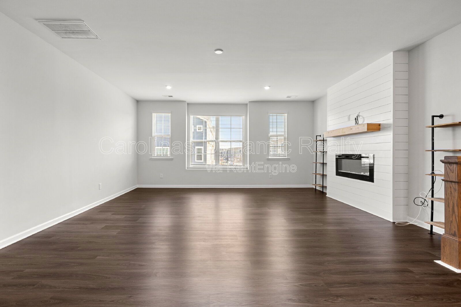 Elegance Awaits | 4 Bedrooms | 3.5 Baths | Gourmet Kitchen | 2 Car Garage property image