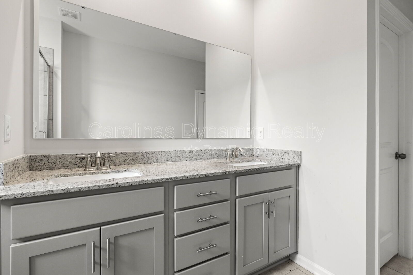 Elegance Awaits | 4 Bedrooms | 3.5 Baths | Gourmet Kitchen | 2 Car Garage property image