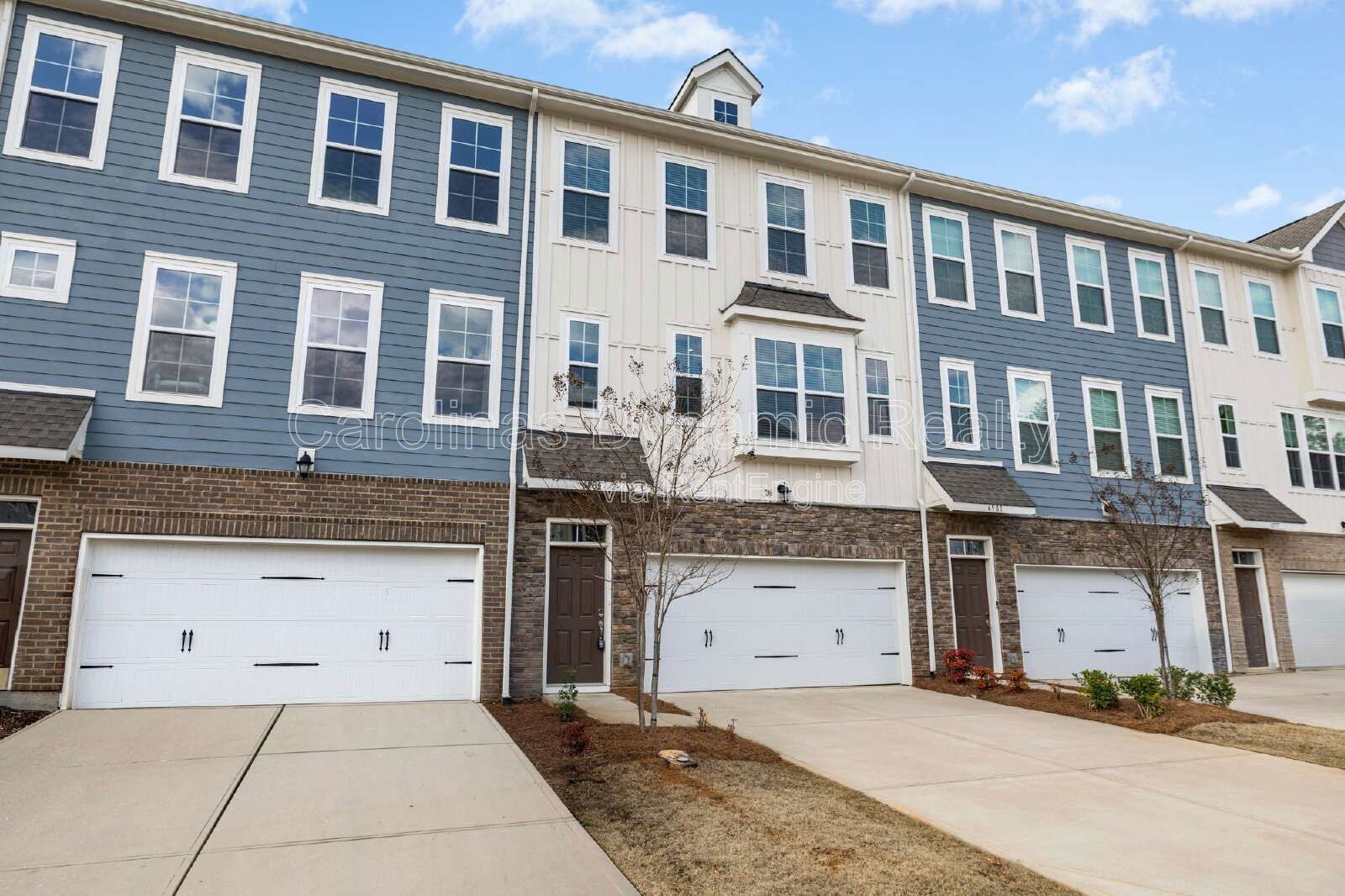 Elegance Awaits | 4 Bedrooms | 3.5 Baths | Gourmet Kitchen | 2 Car Garage property image