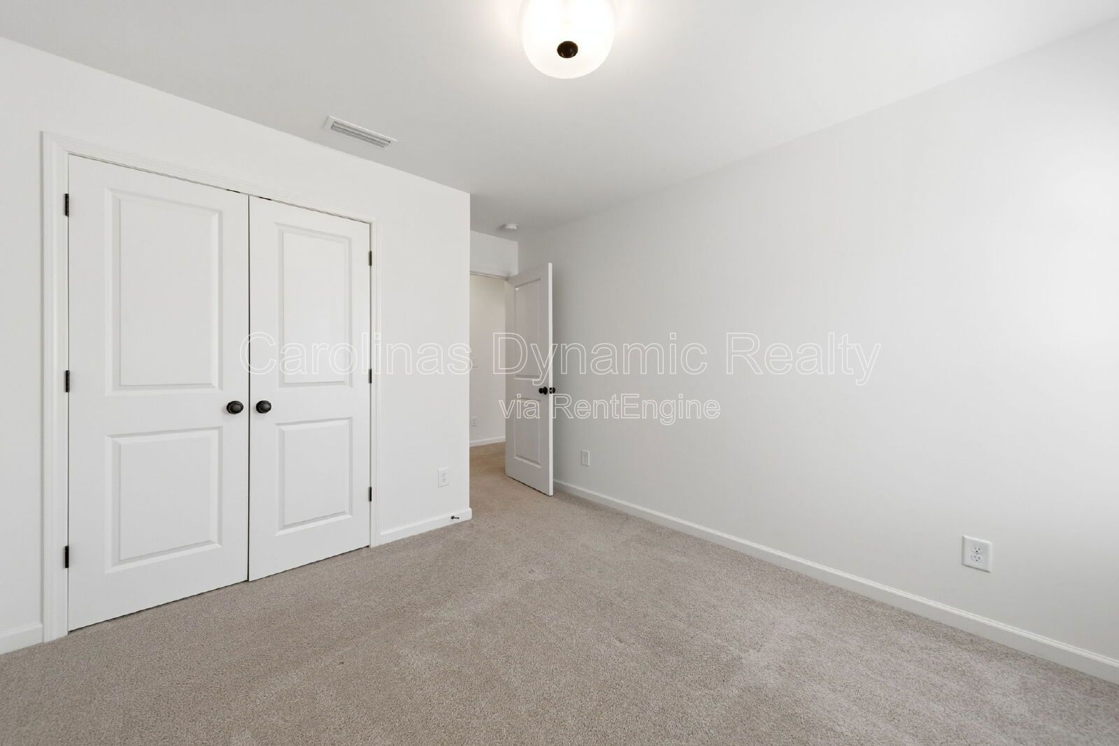 3 Bedrooms | Beautiful Kitchen | Luxury Plank Flooring property image