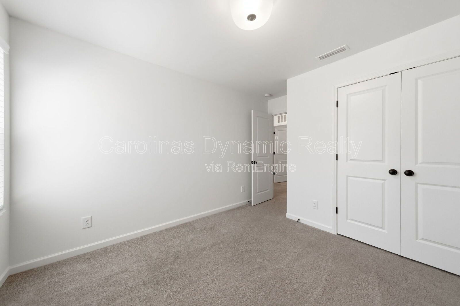 3 Bedrooms | Beautiful Kitchen | Luxury Plank Flooring property image