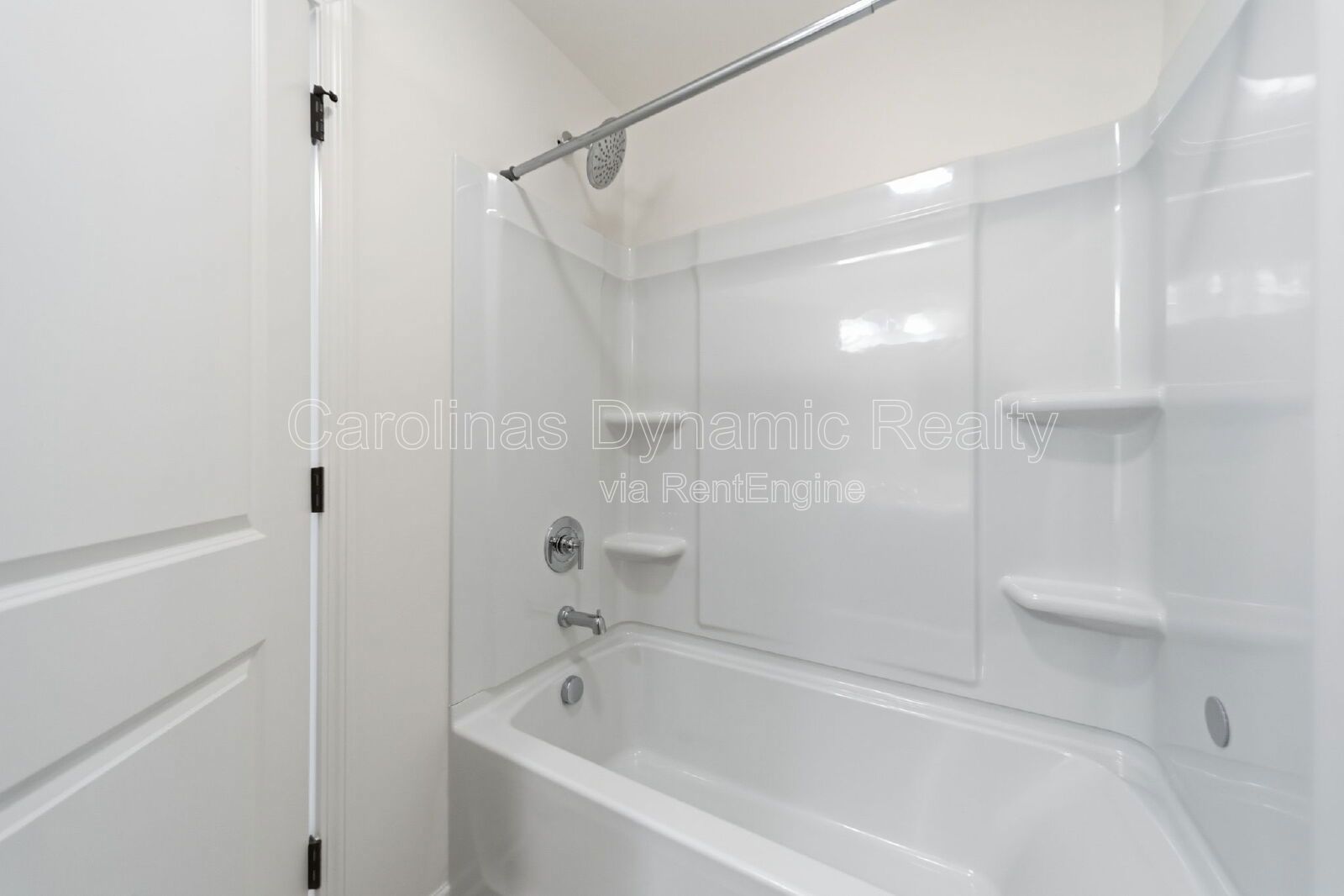 3 Bedrooms | Beautiful Kitchen | Luxury Plank Flooring property image