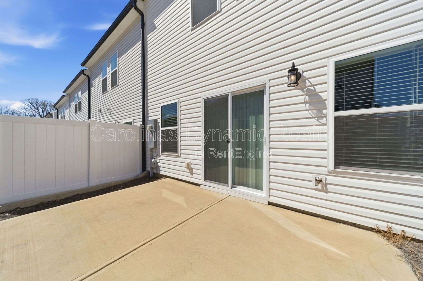 3 Bedrooms | Beautiful Kitchen | Luxury Plank Flooring property image