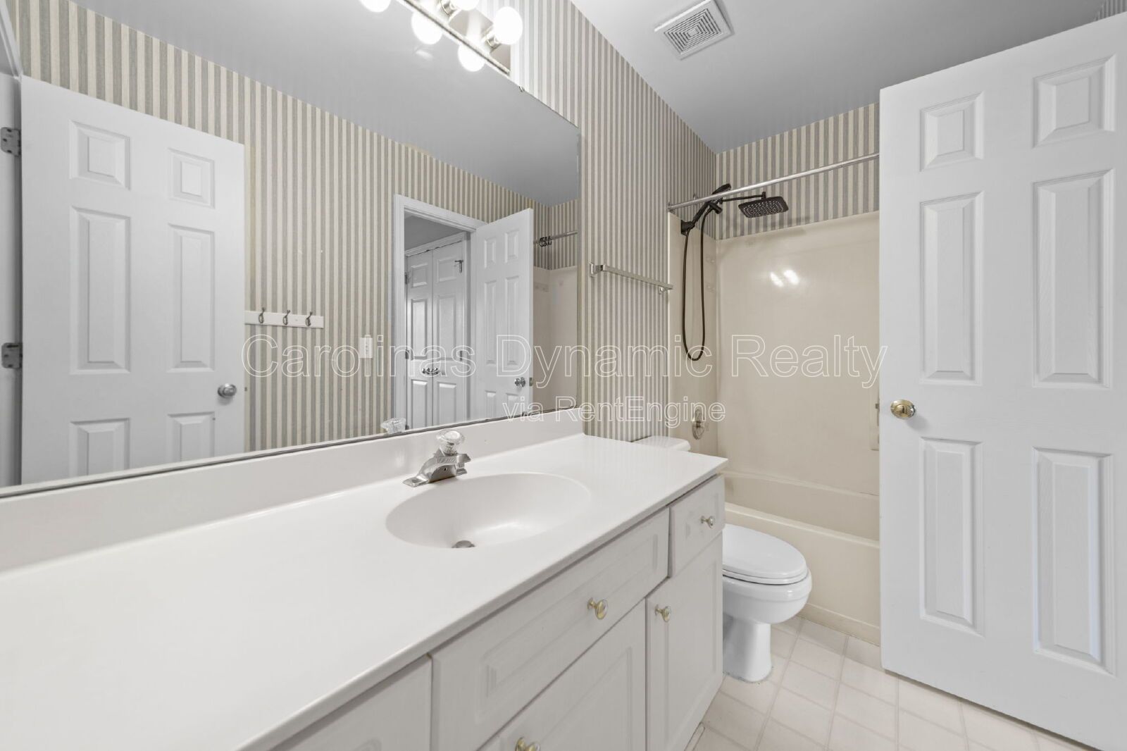 4 Bedrooms | 2.5 Baths | Two Story Brick House | Sardis Plantation property image