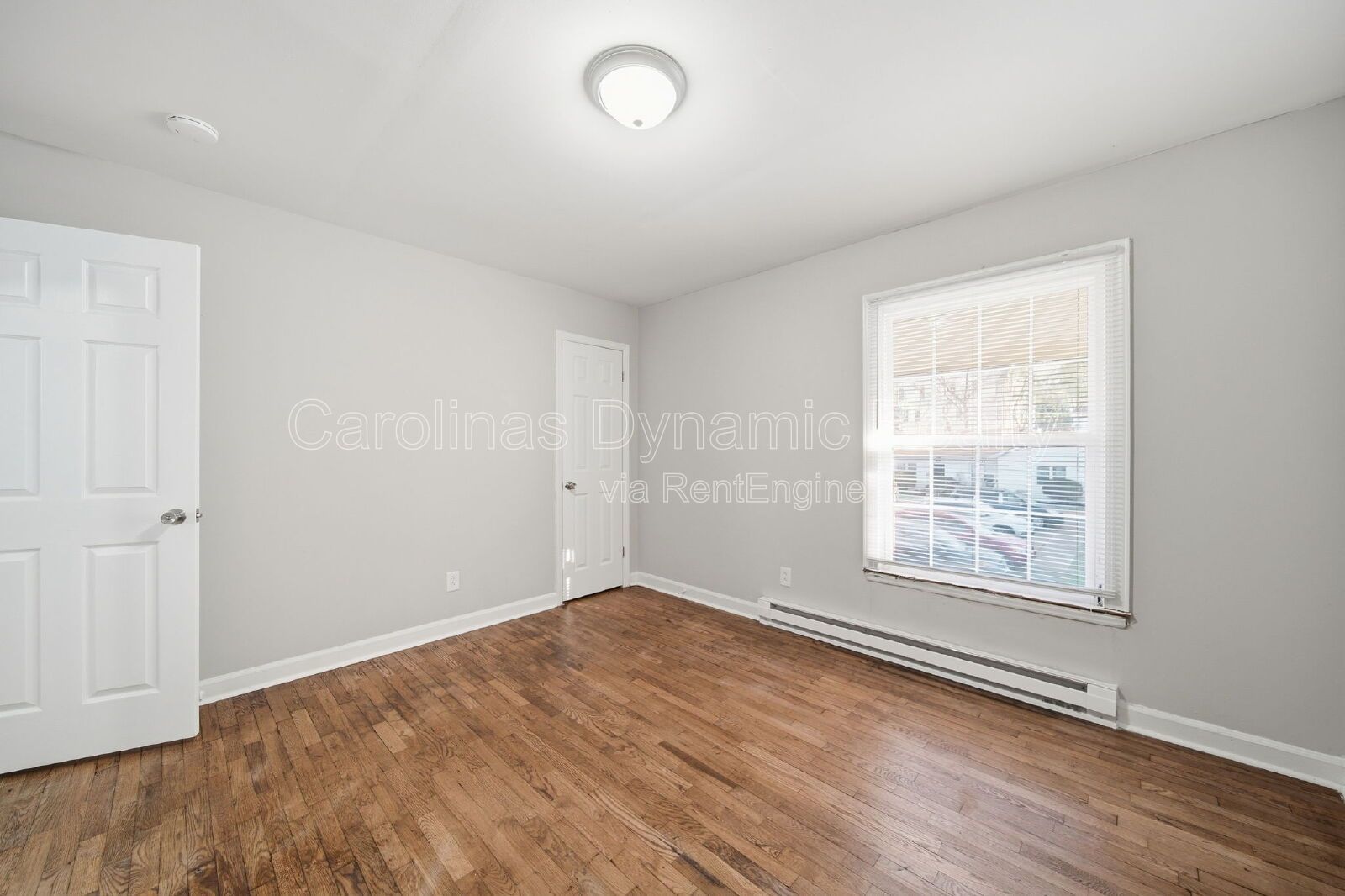 2 Bedrooms | Hardwood Floors | Granite Counters | Stainless Steel Appliances property image